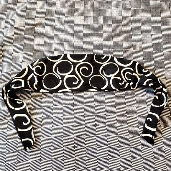 Strapless patterned bikini swimsuit top - Picture 1 of 4